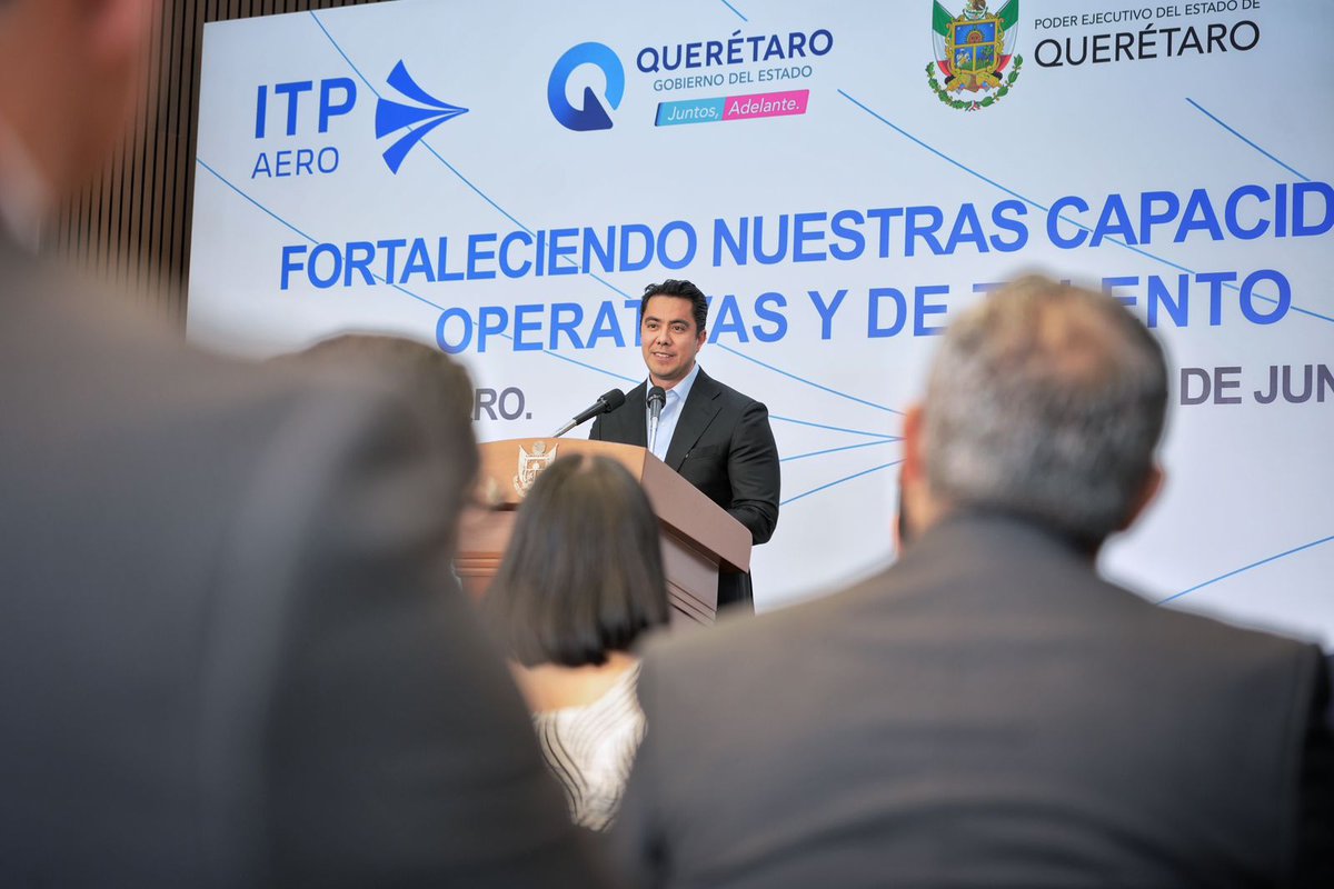 reqronexion's tweet photo. 🏆 Querétaro es #1 en competitividad a nivel nacional

Así lo confirma el IMCO, gracias al trabajo coordinado entre gobierno, iniciativa privada, academia y sociedad.

Hoy el alcalde Felifer Macías y el gobernador Mauricio Kuri presentaron la ampliación de ITP Aero México, con una inversión de más de 100 millones de pesos que consolida a Querétaro como el kilómetro 0 de la industria aeronáutica.

“Es gracias al talento queretano, a la academia y a una sociedad que participa, que logramos estos resultados”, destacó Felifer Macías.

#Querétaro #Competitividad #IMCO #FeliferMacías #MauricioKuri #ITPAero #IndustriaAeronáutica