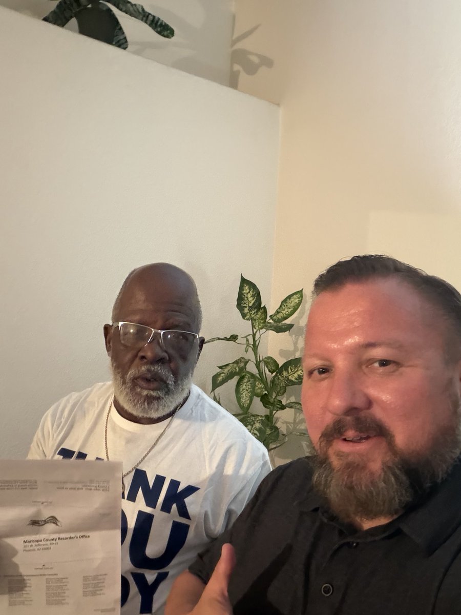 JCSwenson102's tweet photo. Doing what we do best!!! Out in our communities, validating registrations, keeping flags flying, and helping out with VR’s. All WINS in the WV!!!🇺🇸🇺🇸🇺🇸@TPAction https://t.co/4531VgqJwW