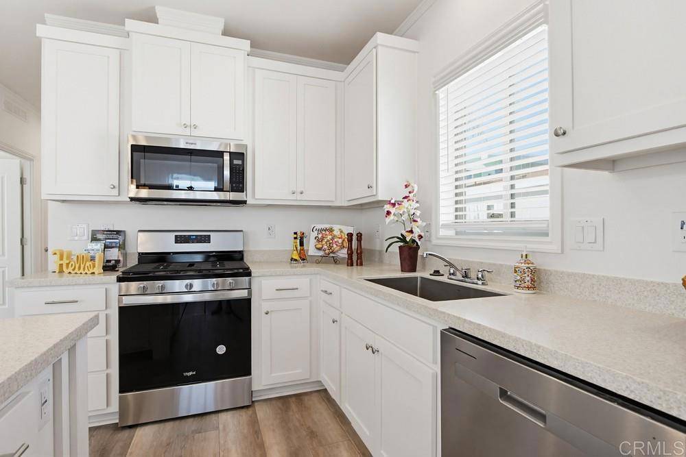 RealPurpose's tweet photo. 🏡 Open House Alert! 🏡

Listing Address: 42 Havenview LN, Oceanside, CA 92056
Listing Price: $439,000

Don't miss this opportunity. Come take a look and share with everyone you know. ✨

More Info: https://t.co/RWdiqLjk6w

#OpenHouse #openhouses #dre01466140 https://t.co/PriK7fUJhX