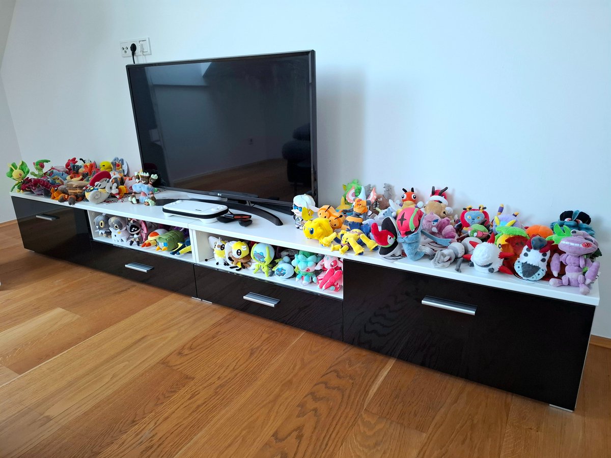TWScatterbug's tweet photo. Apparently today is Bug-Pokémon Day! So let me say just how much I LOVE Bug-Pokémon! They inspire me &amp; played a big part in me becoming an actual entomologist too! I love every single bug mon to bits &amp; I'm doing my best to represent my fav type well! To many more bugs! 🪲🦋🐛🐞🐝 https://t.co/xYfeYKxtXI