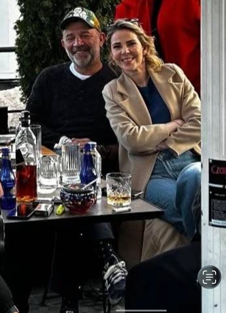 miratheonee's tweet photo. daha anlatacak çok hikayemiz var ya

SelMesiBitirme KanalD https://t.co/vMlK1qk4UJ