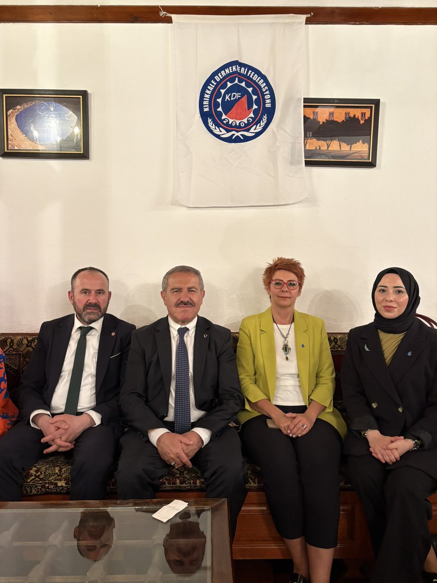 devaankarada's tweet photo. Kırıkkaleli Dernekler Federasyonu tarafından düzenlenen Kültür Sanat - Turizm Söyleşisi ve Bayramlaşma programına Ankara İl Başkanımız Sn. Elçin Gülören ve Ankara İl Gençlik Çalışmaları Başkanımız Sn. Hilal Çalkan katıldılar. 

Bu kıymetli buluşmaya vesile olan KDF Genel Başkanı Sn. Cemal Sertkaya’ya değerli ev sahipliği ve emekleri için teşekkür ederiz. Kardeşlik bağlarımızı güçlendiren, birlik ve beraberliğimizi perçinleyen bu kıymetli buluşmalar, çalışmalarımıza her zaman güç katıyor.