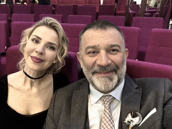 birgonuldavassi's tweet photo. oyşev için bitmemeli şu dizi nokta nokta 

SelMesiBitirme KanalD https://t.co/pSVoV50qlt
