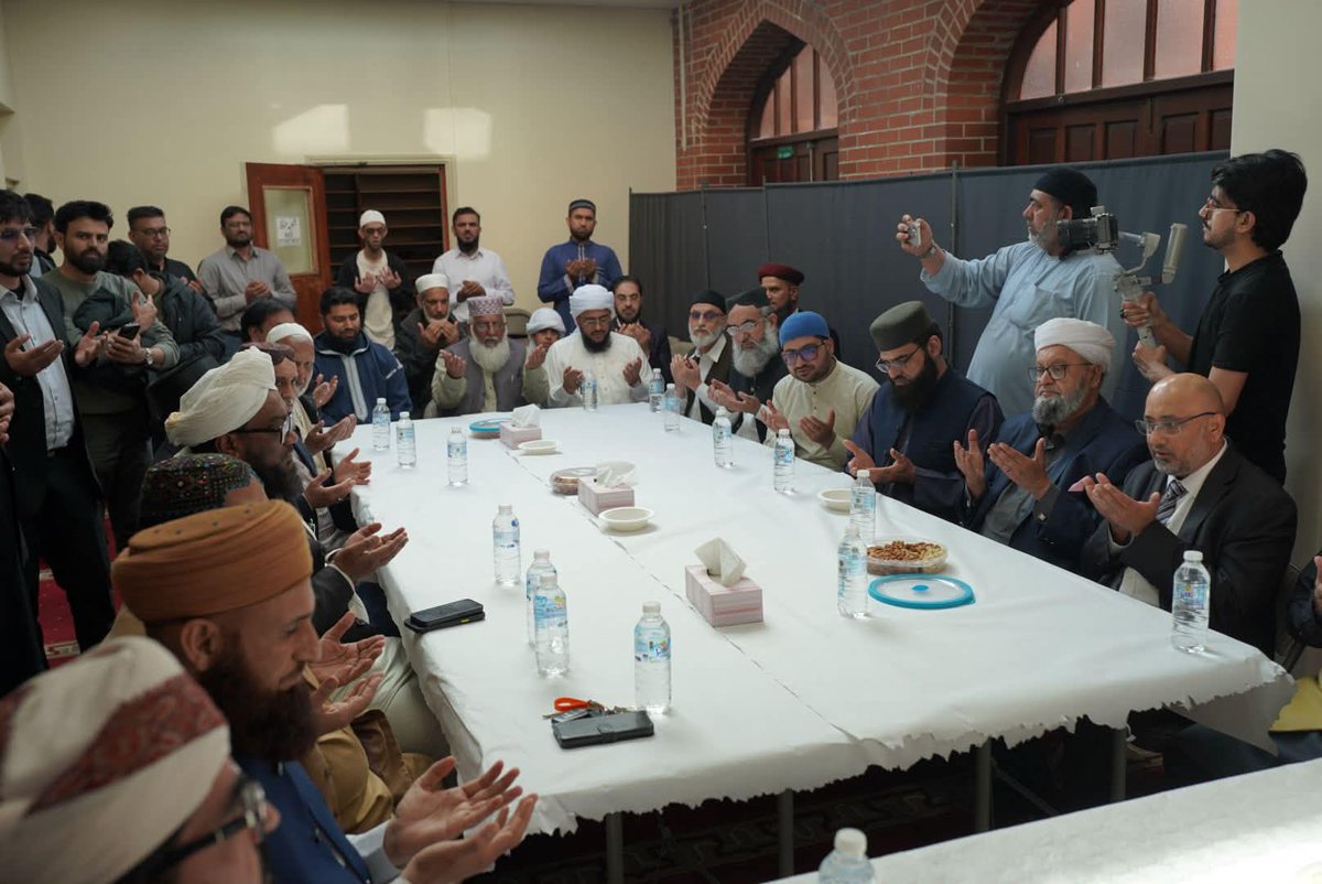 TahirulQadri's tweet photo. UK, Birmingham: His Eminence Shaykh-ul-Islam Prof. Dr Muhammad Tahir-ul-Qadri visited Sultan Bahu Trust Mosque in Birmingham for Fateha and dua for the late Sultan Niyaz-ul-Hassan Qadri and the sister of Faiyaz-ul-Hassan Qadri.

During the visit, Shaykh-ul-Islam shared cherished memories from the early 1970s, reflecting on his spiritual connection with Darbar Sultan Bahu in Pakistan, where he would spend time in meditation and spiritual reflection, and the blessed gatherings he attended there with respected Ulama-e-Kiraam and spiritual elders.

The gathering was attended by senior scholars, spiritual personalities and community representatives, including Pir Niaz-ul-Hassan Qadri Sultan Bahu, Mufti Yar Muhammad Qadri, Syed Farooq Shah, Pir Tayab-ur-Rehman, Allama Ghulam Rabbani Afghani, Mufti Faiz Rasool, Sahibzada Bilal Sultan, Allama Bilal Ashrafi Qadri and Allama Abdul Sattar Siraj, who warmly welcomed Shaykh-ul-Islam and expressed their happiness at this blessed occasion.

The visit was a beautiful reminder of the deep spiritual, scholarly and historical bonds between Shaykh-ul-Islam, the Sultan Bahu spiritual tradition and the wider Muslim community.

May Almighty Allah grant the departed souls forgiveness, elevate their ranks in Jannat-ul-Firdous and bless the families with sabr-e-jameel. Aameen.