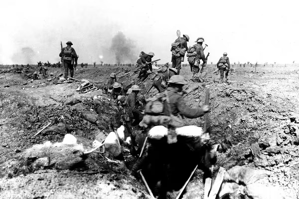 noclador's tweet photo. In 1 week russia's invasion of Ukraine will have lasted longer than World War 1...

(and e.g. on Somme the British Army and French Army advanced in 4 months further than putin's horde has advanced in all of last year) https://t.co/OaXdiA0CvW