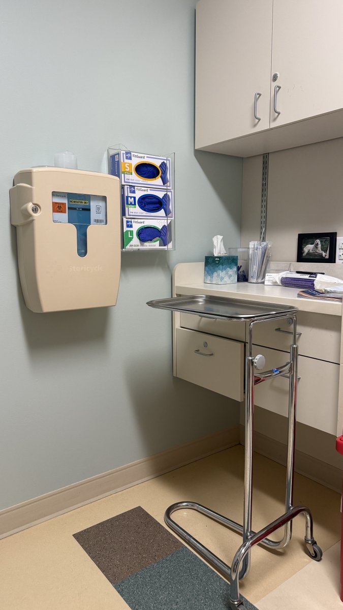 prayerdude's tweet photo. Doctor visit… checking in with the surgeon to see (a) if surgery can be scheduled (if I’ve met all the benchmarks) and (b) if my now disused (as of 6/2) PICC line can be removed. #MedicalStuff https://t.co/fzHEmQ9nOI