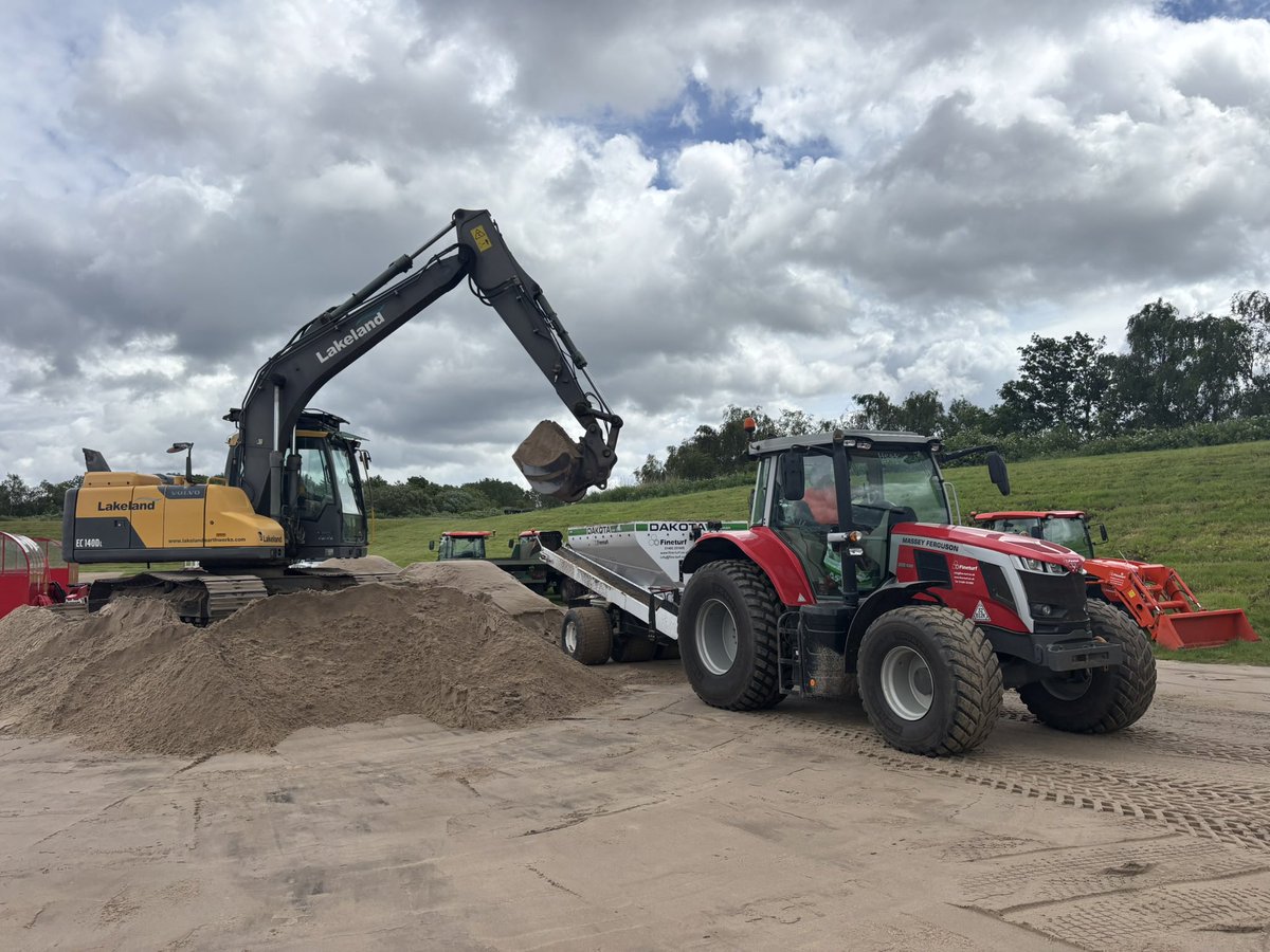 Fineturf's tweet photo. Sand Spreading at Manchester United Training Grounds, Carrington. End of Season Renovations Continue….. with @LakelandE https://t.co/zpB9j4yWTe