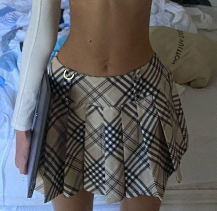loreeswalk's tweet photo. posting new thinspo every day until I look like it
— day 8 https://t.co/UvflKIm42t