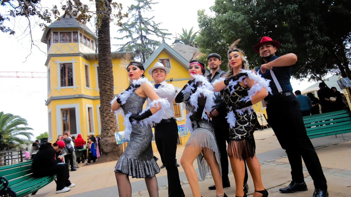 pagina19cl's tweet photo. #Nacional | Con Fiesta de Los Locos Años 20 cerrará propuesta de Fin de Semana de Los Patrimonios en Quinta Normal 

#Diadelpatrimonio #Diadelospatrimonios @munquintanormal @LaQuintaNormal @cormudep 

 https://t.co/eNr1cz4F6P https://t.co/vJ7paHg2Lc