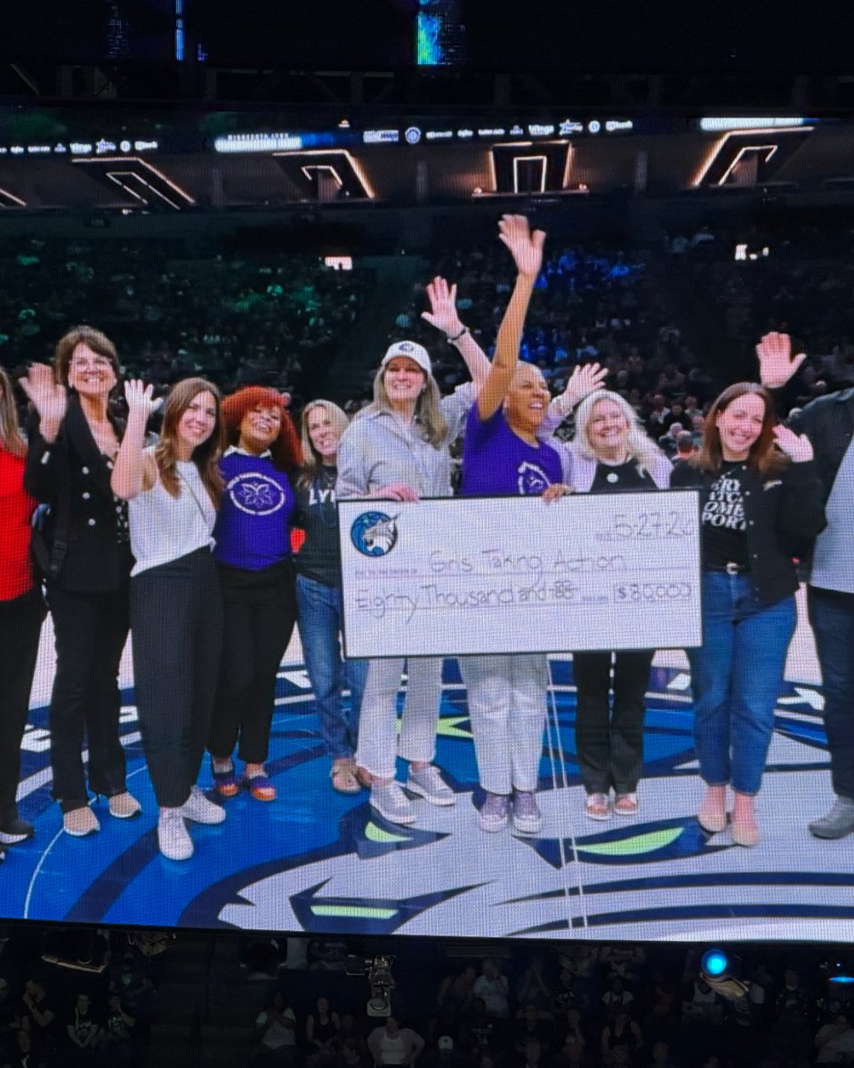 SaraBurdak's tweet photo. I was proud to join @minnesotalynx Changemakers Night to celebrate groups like Girls Taking Action — and as a Changemakers partner @Starkeyhearing is committed to supporting initiatives that create opportunities and strengthen our communities. https://t.co/Y58yihjKg8