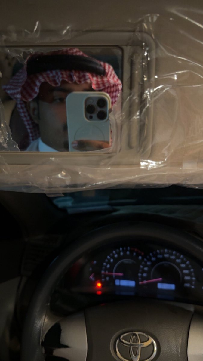 BlablYwsf's tweet photo. كل عام وانتم بخير 🤍🤍 https://t.co/ISTC2iyJt4