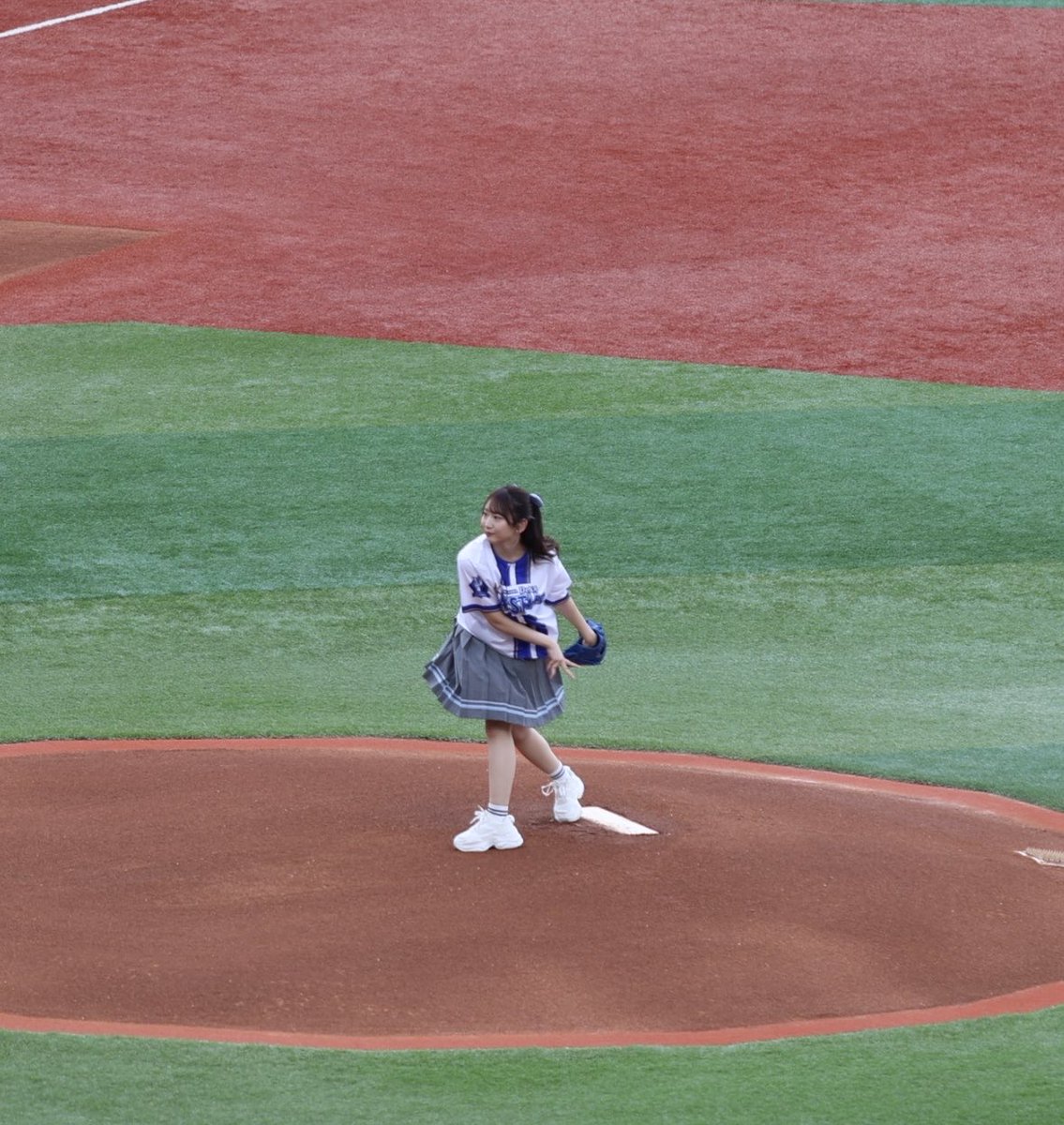 Pucca_kage's tweet photo. いや、指先のしなやかさよ
#藤嶌果歩
#YIS2026 https://t.co/3y2uHtv75G