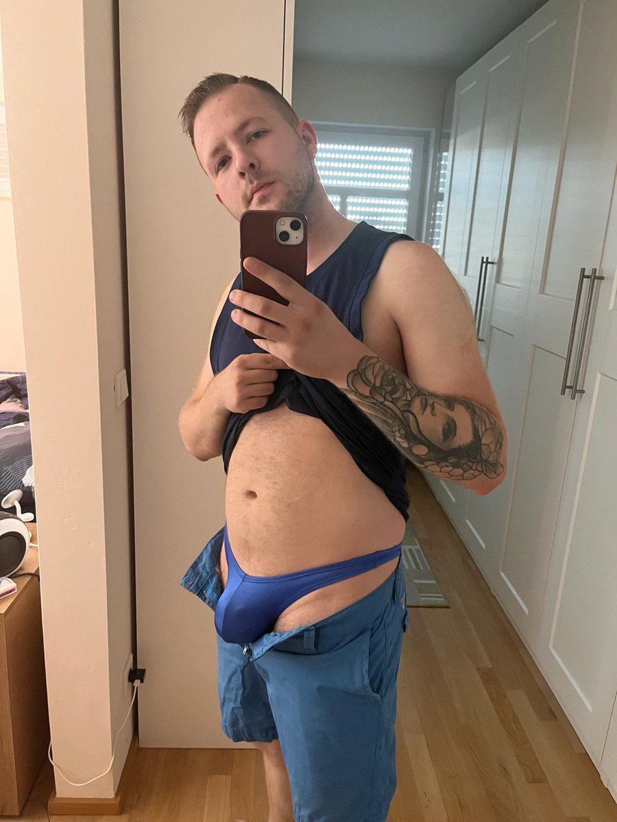 liquidbabys's tweet photo. @beefy_guys @badbear1983 @hottest_dudes @beefy_butts @outsideabedroom @beefy_bellies @beefy_loads @beefy_hq @luxxxydaddy https://t.co/L6GjAJsB9x