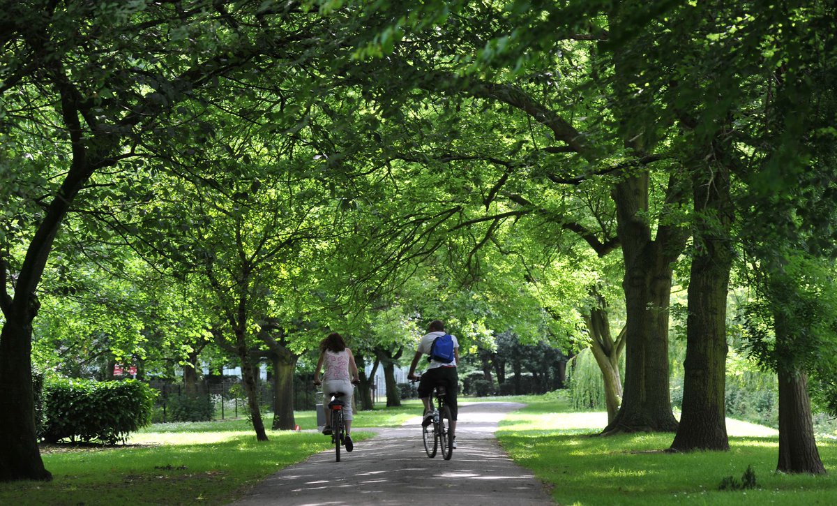 Leicester_News's tweet photo. We're asking for your views on proposals to tackle antisocial behaviour in Westcotes, Frog Island, Belgrave, Spinney Hills &amp; Highfields. Follow the link and have your say - by 12 June -  on a proposed neighbourhood Public Spaces Protection Order. 
https://t.co/ThL60cYHu8 https://t.co/yNlWqEy8D7