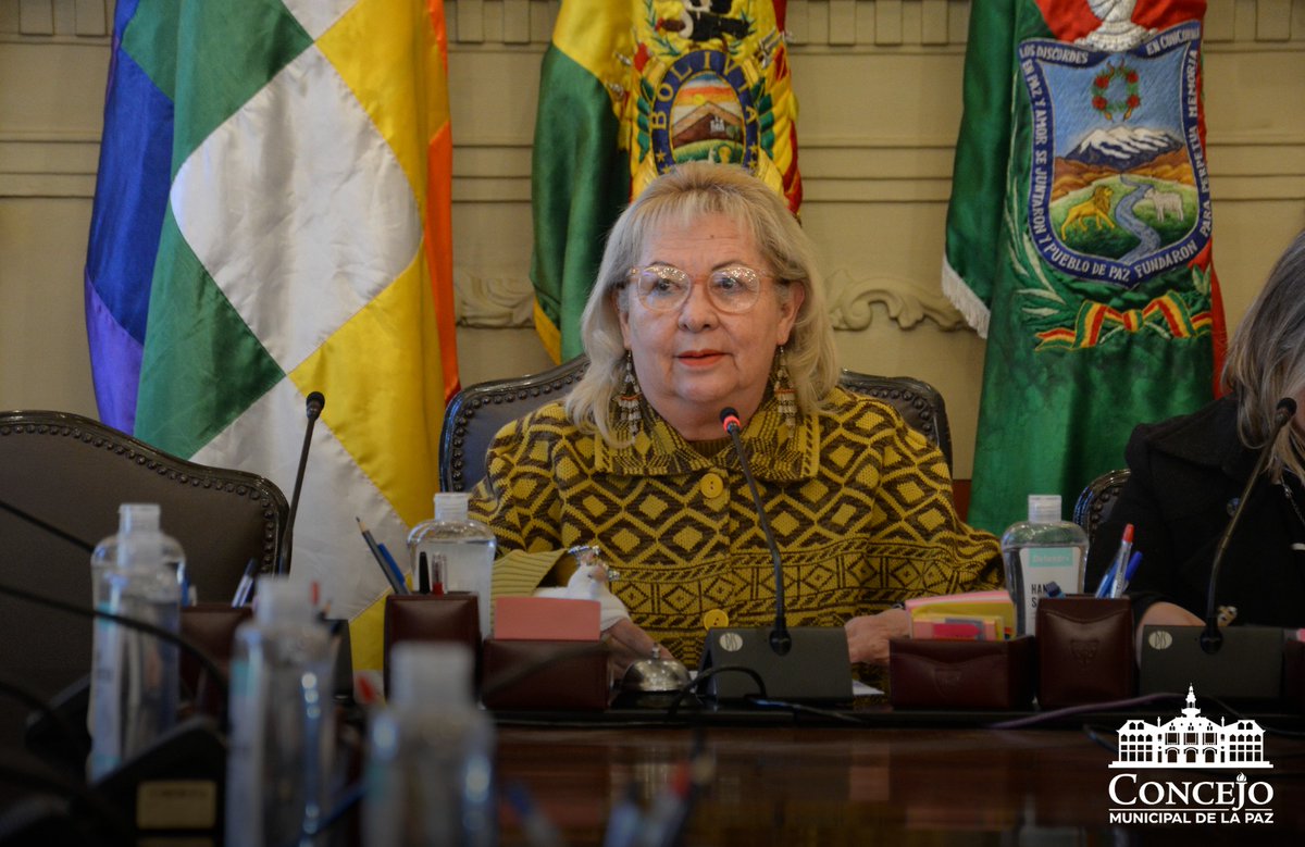 TuConcejoLP's tweet photo. El Pleno del Concejo Municipal, en la Sesión Ordinaria N° 35, aprobó el Proyecto de Resolución Municipal para reanudar oficialmente sus labores legislativas y administrativas, para concluir la etapa de cierre de gestión (RM 22/2026) y el proceso de transición. 

#LaPaz #ConcejoLP https://t.co/VydUzXgf7Q