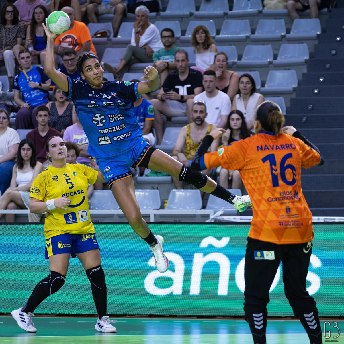 Giobatista19's tweet photo. ๐ธ๐คพโโ๏ธ FOTOGALERรA |ย @BalonmaBeraBera ย -ย @BMRemudas
๐๏ธ (04/10/25) J1 Final #LigaGuerrerasIberdrola
๐: https://t.co/PzOdranifY
#IndarUrdinaย |ย #BeraBeraย |ย #Balonmano https://t.co/f2FJo4ZeS4