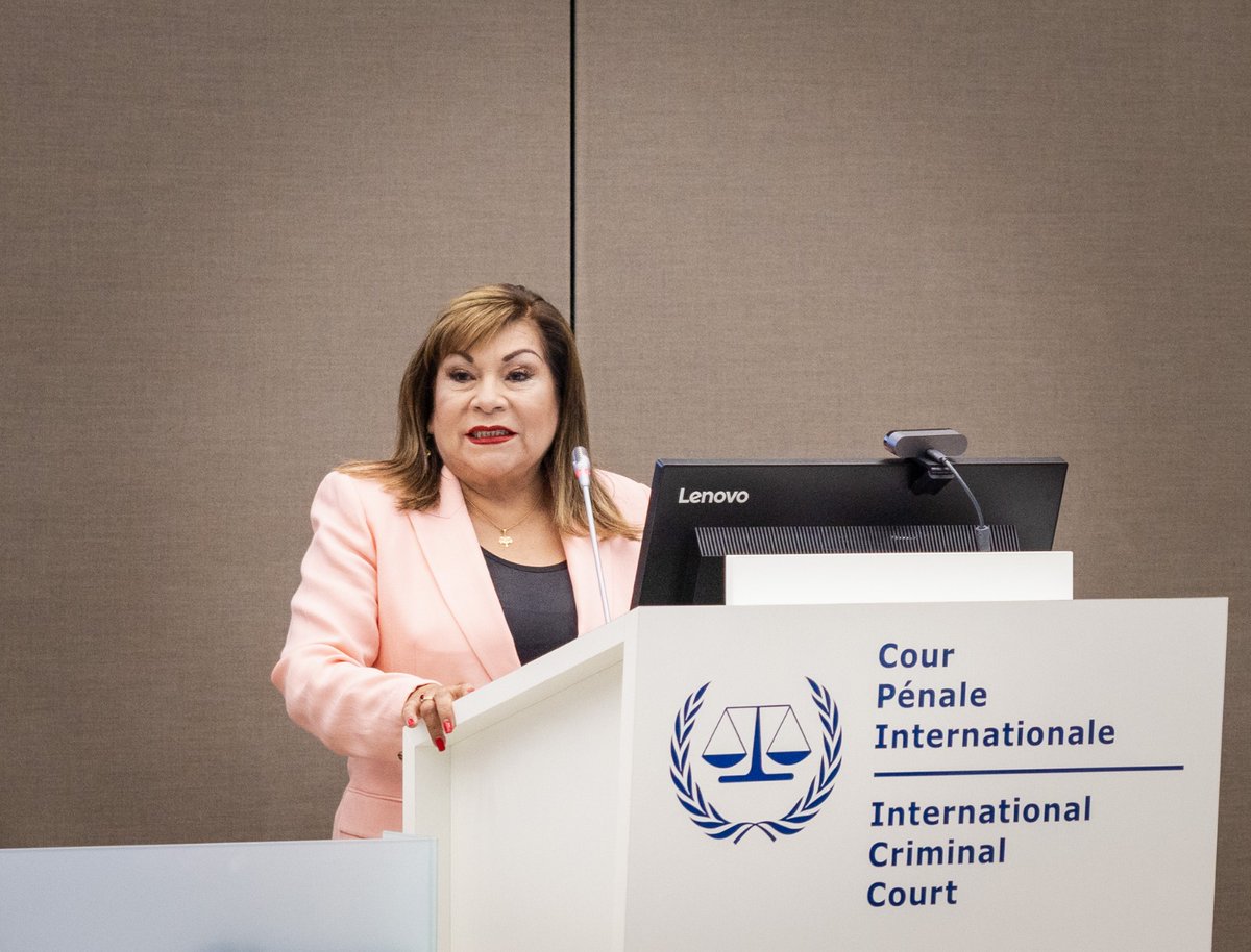 IntlCrimCourt's tweet photo. La 13ª Semana Iberoamericana de la Justicia Internacional se inauguró con una ceremonia celebrada en la sede de la #CPI en La Haya. 
Para saber más ➡️  https://t.co/pMOWtkm8WP @InstitutoIIH https://t.co/lOIQH5SrOP
