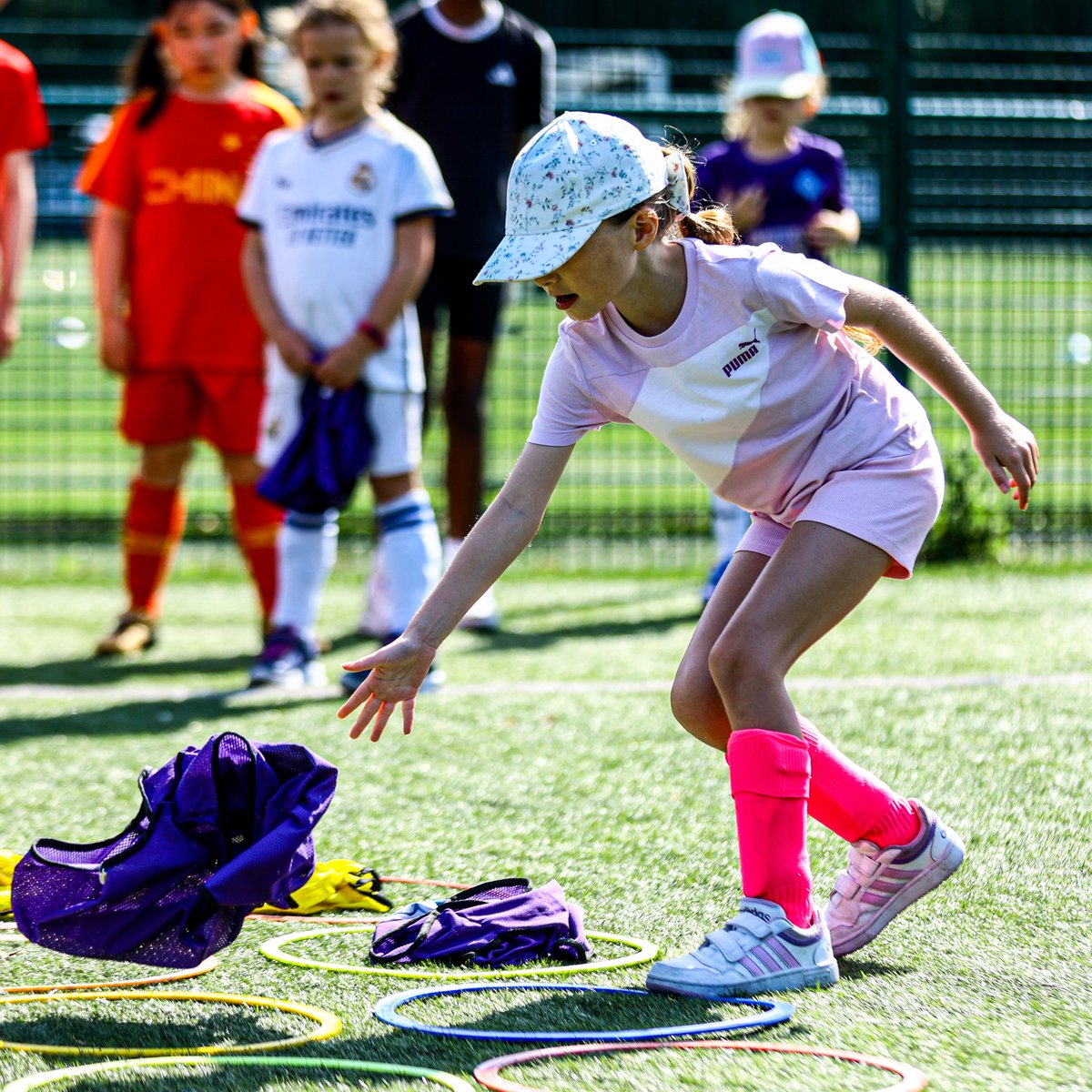 BromleyFCTrust's tweet photo. ☀️⚽ Final day tomorrow!  

Football, fun and sunshine all week at our May Half Term Camp 🩵🖤  

⚽ Mixed &amp; Girls Only camps  
👦 Ages 4–15  
🕘 9am–3pm  

Last few spaces available 👇  
https://t.co/8Gek7tUEEB https://t.co/SUZNJtrm1l