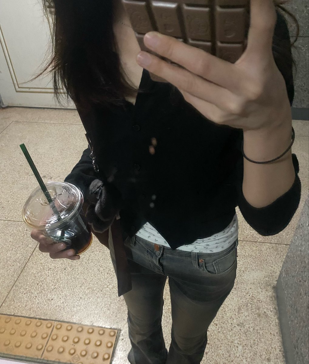 평화 tweet media