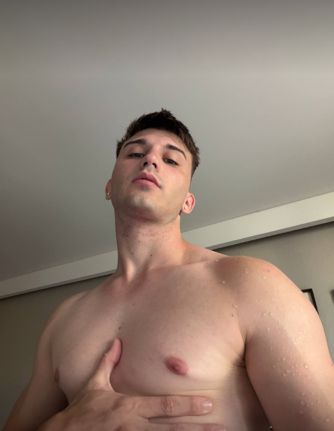 mastercmrn's tweet photo. Is there anything that can beat this view?

#daddycameron https://t.co/GuNBLv32iO