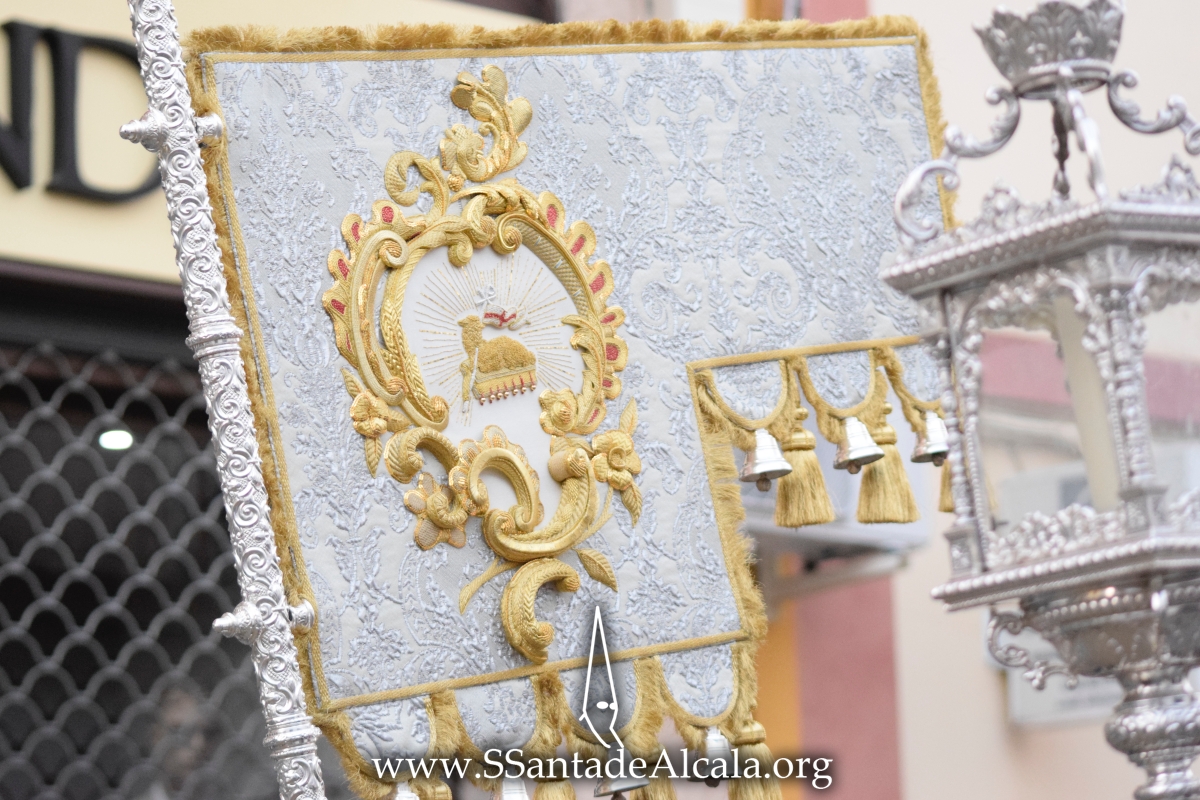 SSantadeAlcala's tweet photo. 𝐂𝐔𝐋𝐓𝐎𝐒 | Solemne Triduo Sacramental en la Hermandad del Perdón.

https://t.co/EyMN0vn7rz https://t.co/O9z18V3xqB