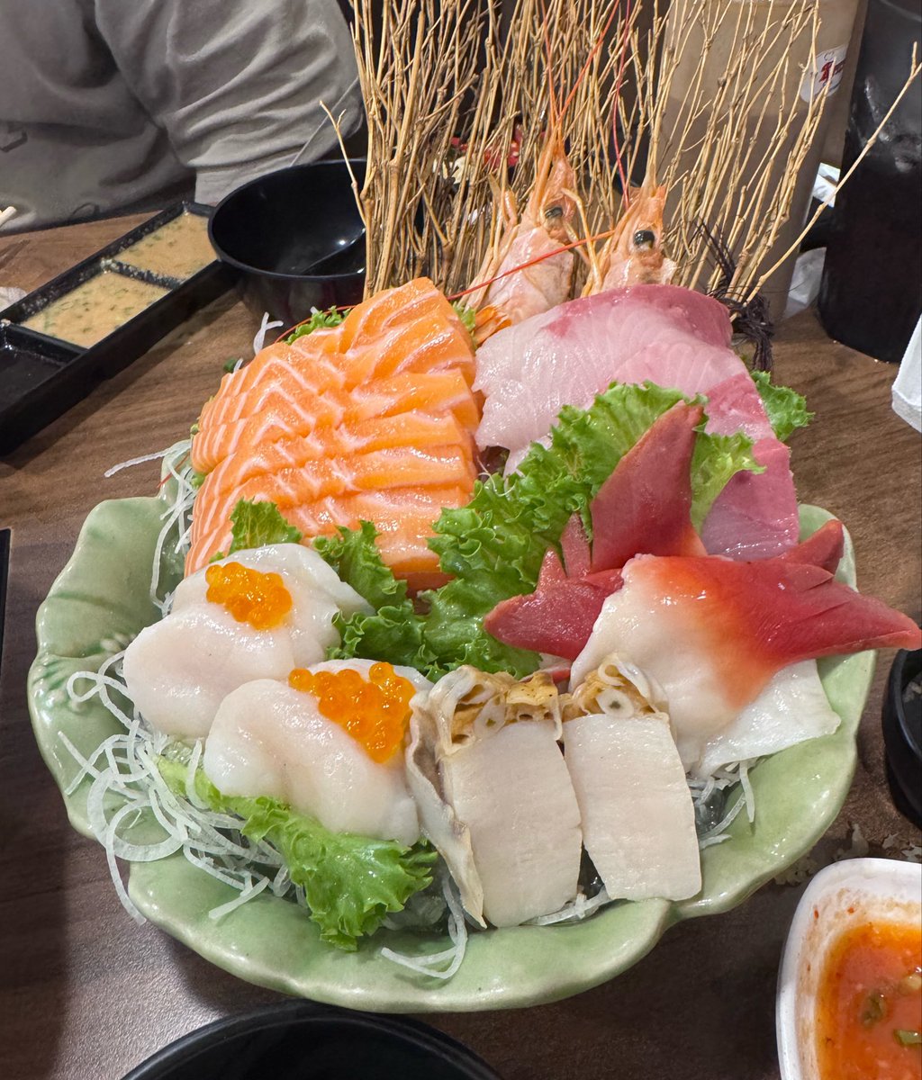 Kzero2010's tweet photo. หิวก็กิน อิ่มแล้วก็แยก😅 https://t.co/Ug45Rqz9f8