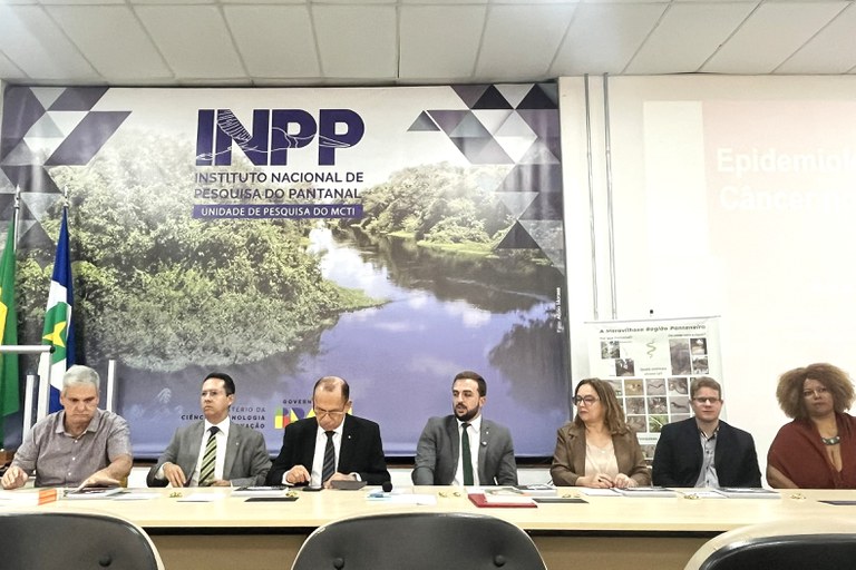 MPF_PGR's tweet photo. MPF discute impactos de agrotóxicos na saúde pública e no meio ambiente em reunião de Fórum Nacional sobre o tema

➡️ Leia a matéria: https://t.co/ShjfRjTl8Q https://t.co/RiyH67PnaD