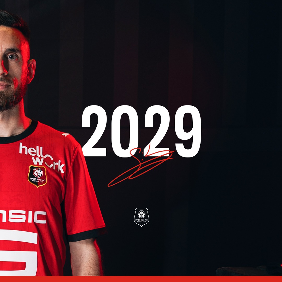 staderennais's tweet photo. 𝗔𝗱𝗿𝗶𝗲𝗻 𝗧𝗵𝗼𝗺𝗮𝘀𝘀𝗼𝗻, 𝗽𝗿𝗲𝗺𝗶𝗲𝗿 𝗿𝗲𝗻𝗳𝗼𝗿𝘁 𝗥𝗼𝘂𝗴𝗲 𝗲𝘁 𝗡𝗼𝗶𝗿 🔛

Le milieu de terrain aux plus de 400 matchs professionnels s’est engagé avec le SRFC jusqu’en 2029.

Une arrivée validée par @hellowork