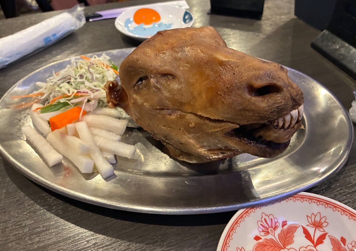men_ya111's tweet photo. 羊の頭食べてきた🐏
(ちょっとショッキングなので注意) https://t.co/4aHFaiwojt