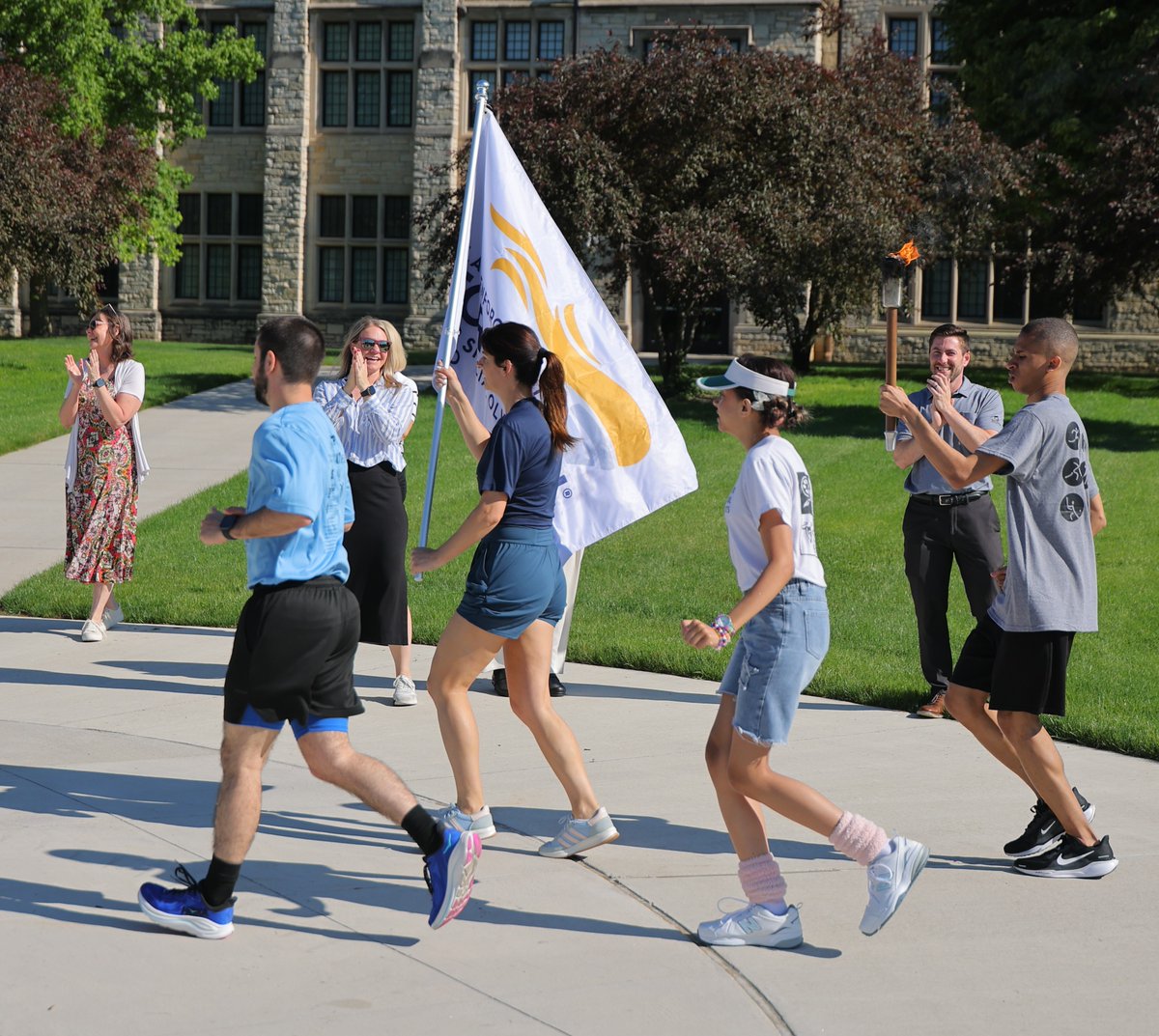UToledoPD's tweet photo. UToledo Police was proud to take part in the Law Enforcement Torch Run for Special Olympics today. Events like this showcase The Power TO DO while living out our mission as The University for Toledo—supporting our community with purpose. #SpecialOlympics #LETorchRun #GoRocketsGo https://t.co/1LvT7LELNk