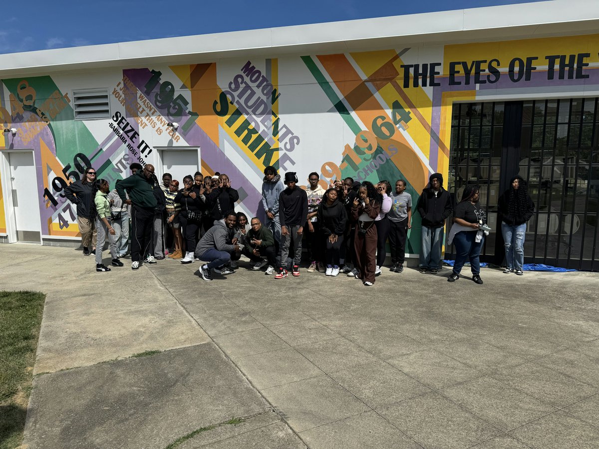 TMAtalks's tweet photo. Our 10th Grade Warriors took learning beyond the classroom during their Civil Rights Trip through Alexandria, Farmville, and Richmond, VA! 🚌✨

#TMAWarriors #DCCharterProud #CivilRightsTrip #LearningBeyondTheClassroom https://t.co/mHdufOt7Ka