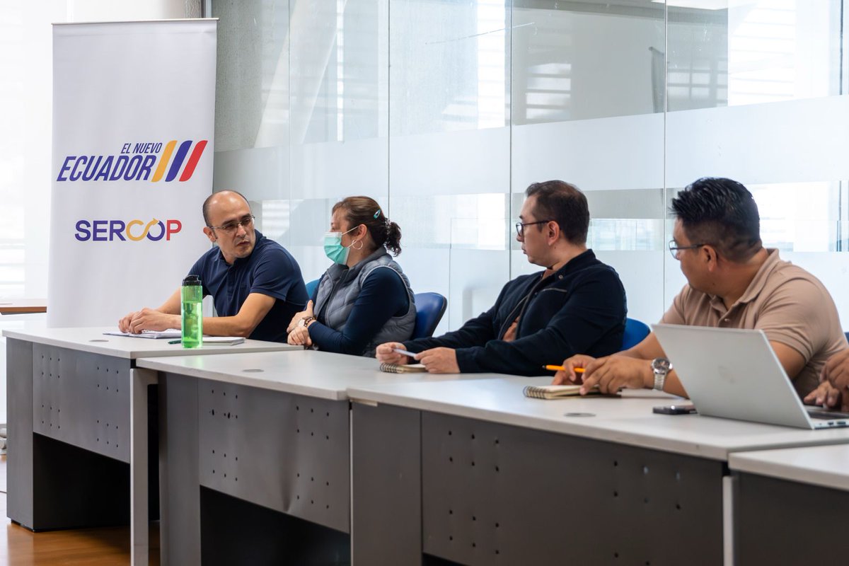 SERCOPec's tweet photo. ¡Contratación pública al servicio de los ciudadanos!

Concluimos los talleres internacionales sobre “Conflictos de Interés y Beneficiarios Finales en las Compras Públicas del Ecuador”, desarrollados junto a @opencontracting .

Contamos con la participación de representantes del sector público, sector privado y sociedad civil.

Por una #ContrataciónPúblicaEficiente orientada al buen uso de los recursos públicos y en beneficio de todos los ecuatorianos.