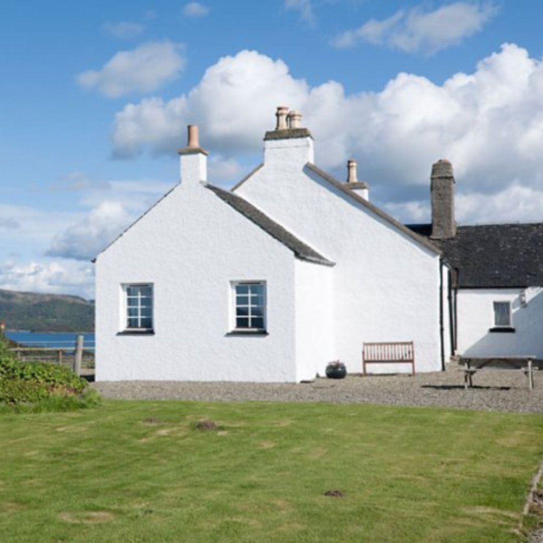 embracescotland's tweet photo. ✨ Late Availability Offer – Aird Steading Cottage, Argyll ✨

Available 6th–13th June for £600, this 5-star hideaway offers breathtaking sea views across Scarba, Mull and Luing, with unforgettable sunsets right from your private garden.

Book now: https://t.co/F8YcHWfarm https://t.co/x80iGOXLeF