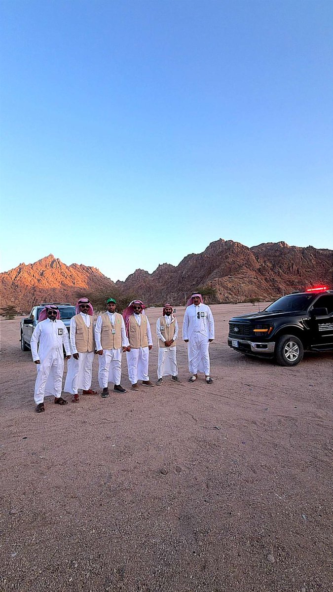 omar2_m's tweet photo. مبادرة المركز الوطني لتنمية الغطاء النباتي 🌱
ومكافحة التصحر ب #المدينة_المنورة 
توزيع الهدايا على زوار منتزة البيضاء البرى 
ثاني ايام #عيد_الأضحى_المبارك ١٤٤٧.١٢.١١هـ 
جهود مشكوره منهم ماشاء الله تبارك الله https://t.co/qHxXd6brr6