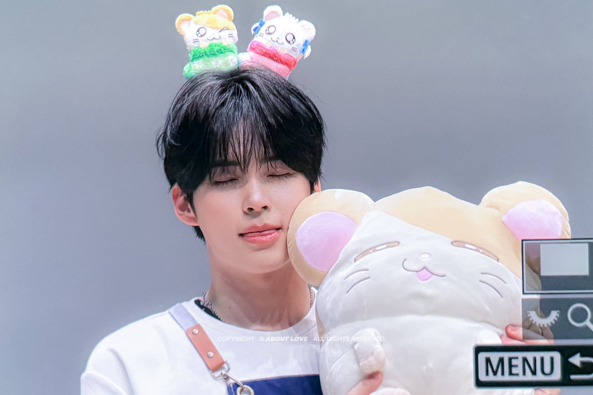 about_SHB's tweet photo. 260528 뮤직아트 팬싸
#성한빈 #SUNGHANBIN #ソンハンビン #제로베이스원     #ZEROBASEONE      #ZB1 https://t.co/xKB5sR74ZO