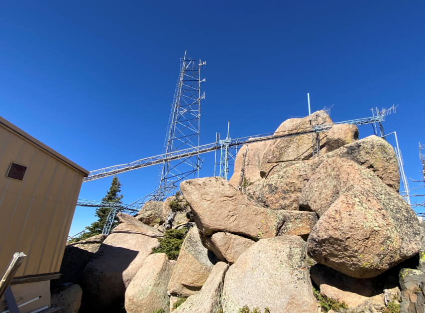 FS_MBRTB's tweet photo. Access Update: Helicopter work prompts temporary closures on #MedicineBow NF around Laramie Peak, 
(USFS images - Decommissioned comm site debris to be removed)  https://t.co/LGjYogdPn4 https://t.co/WzmQAI9OK2