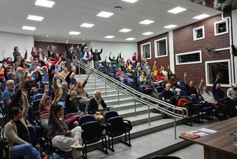 andessindicato's tweet photo. GREVE NA USP
A greve nas universidades estaduais paulistas ganhou um novo capítulo, nesta semana, com a adesão das e dos docentes da Universidade de São Paulo (USP) ao movimento paredista.

Saiba mais: https://t.co/jybKMm14zs https://t.co/epXORrwJ1n