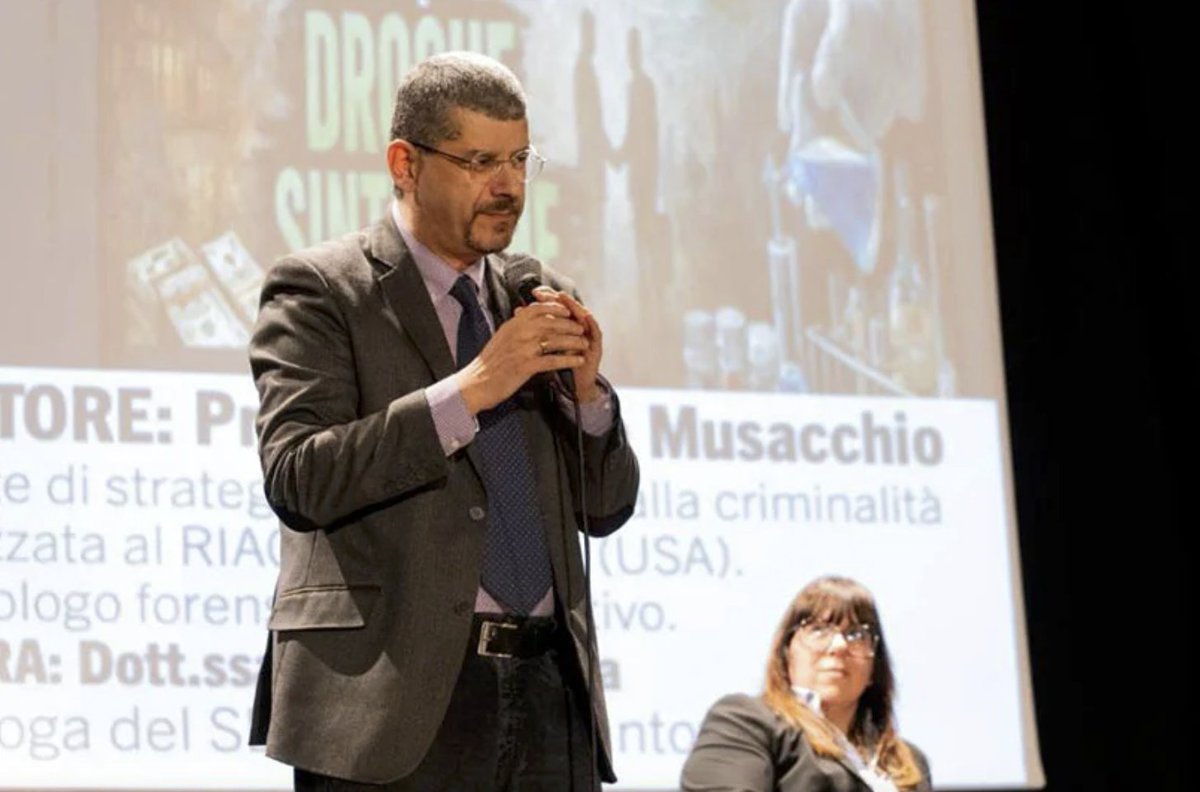 antimafia2000's tweet photo. Vietato criticare la Commissione Parlamentare Antimafia
#vincenzomusacchio #antimafia #chiaracolosimo #commissione https://t.co/A6jiJYtgjv https://t.co/WM9zv8D723