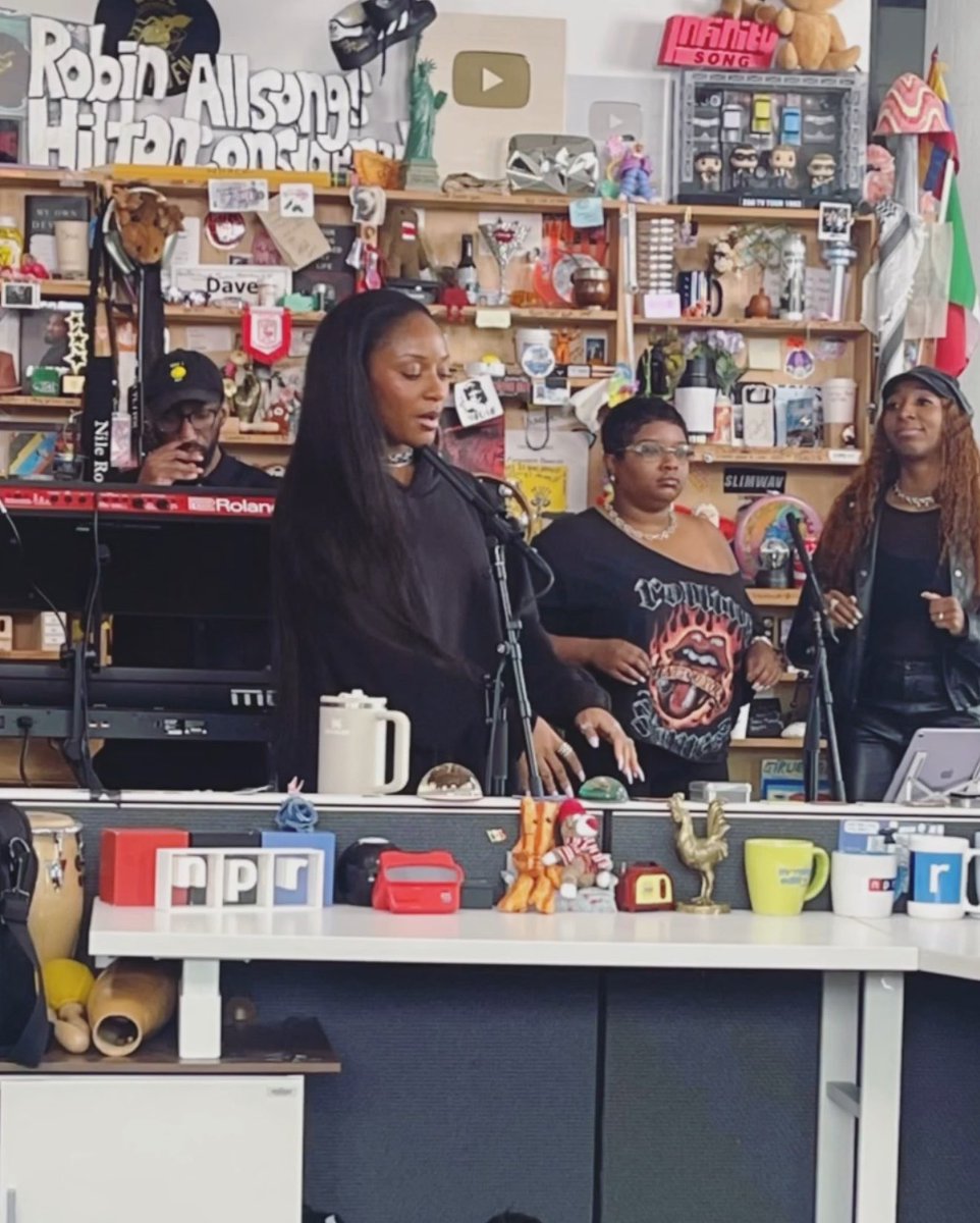 ayrastarrdailyy's tweet photo. Ayra Starr on set for her Tiny Desk performance #Starrgirl 💜 https://t.co/PjHC7HgE1N