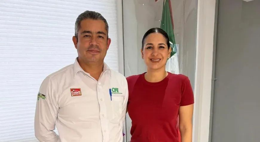 MR_Comunica01's tweet photo. ⚡𝗣residenta de Playa del Carmen, Estefanía Mercado.,dialoga con CFE, buscan ampliar capacidad energética.
Síguenos 👇
https://t.co/GOrHOBKwZ5 https://t.co/Y1OyK6lOra