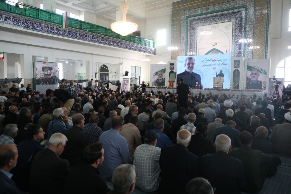 بابای دو طفلان tweet media
