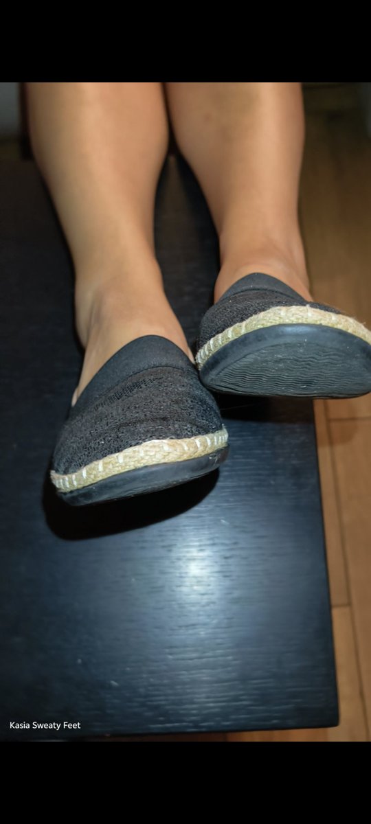 mysweatytoes4u's tweet photo. Wanna see or buy sweaty video?
Visit my Patreon!
#patreon #sweatyfeet #toejam
#footfetish #kasiasweatyfeet https://t.co/mEArtrKRpO