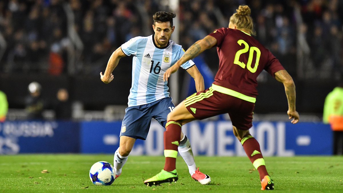 0800Cj's tweet photo. 🇦🇷❌ [CONFIRMADO] LAUCHA ACOSTA NO JUGARÁ LA COPA DEL MUNDO 2026. https://t.co/dHInfXdGAT