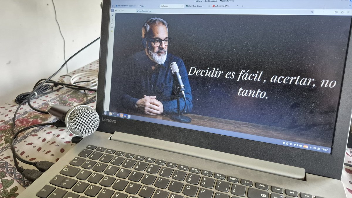 podlapausa's tweet photo. Un espacio para detenerse. https://t.co/98ZNmXc0qg está tomando forma. Decidir es fácil, acertar, no tanto. https://t.co/uKtbXstjTO
