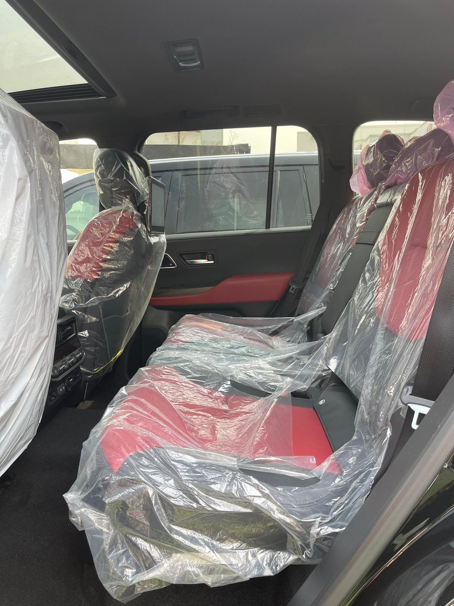 dandgautosabj's tweet photo. Brand new 2025 Land Cruiser VX.R Twinturbo V6 fullest option
Brand:Toyota
Price:#217M💰
Custom Duty:✅
Nationwide Delivery:✔
Whatsapp/call:08075158161 

#abuja #viral #trending #exploremore #lagos #naijacommunity #abujatwittercommunity #foryou https://t.co/SbLHJSopl6