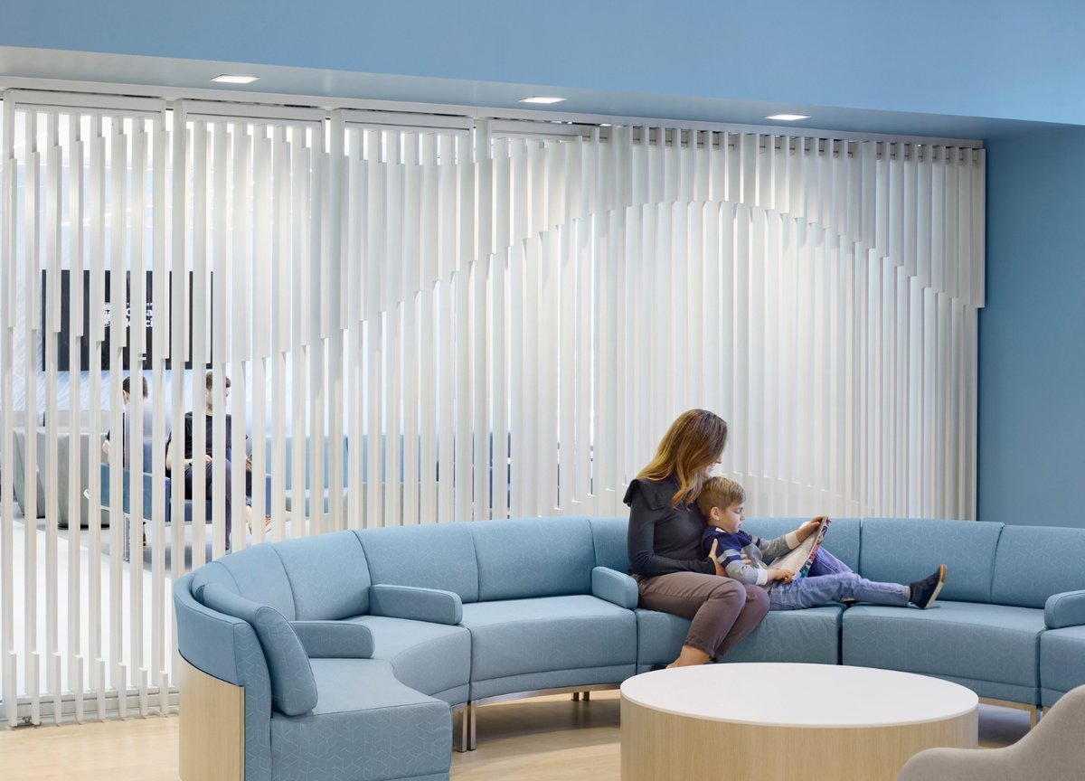 perkinswill's tweet photo. Design shapes how we feel, often in ways we don’t even notice.

At @UChicagoMed Crown Point, the experience of care is shaped through a clear connection to nature, intuitive wayfinding, and warm, human-centered material choices. Read more: https://t.co/u1gthEskRa https://t.co/iezPiFmwX1