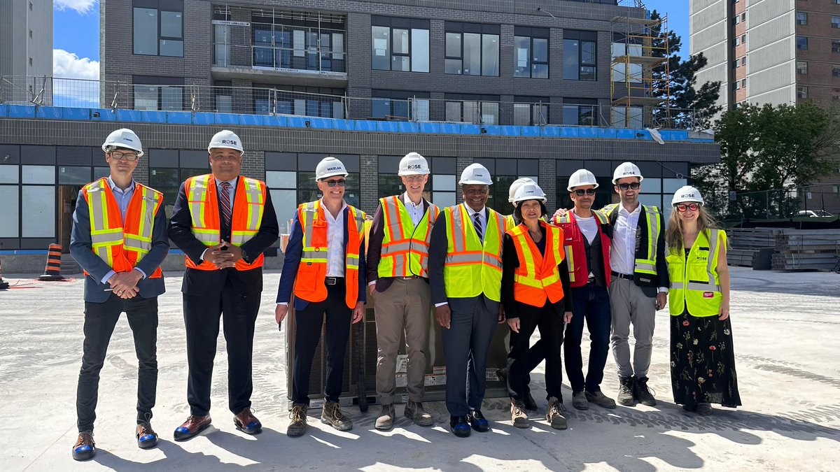Thompson_37's tweet photo. Today, I was pleased to join @MayorOliviaChow, MP @coteau, The Rose Corporation and community partners to celebrate the topping off of 26 Gilder Drive in Scarborough Centre.  #HousingForAll #BuildingToronto https://t.co/gp8ijvFxDw
