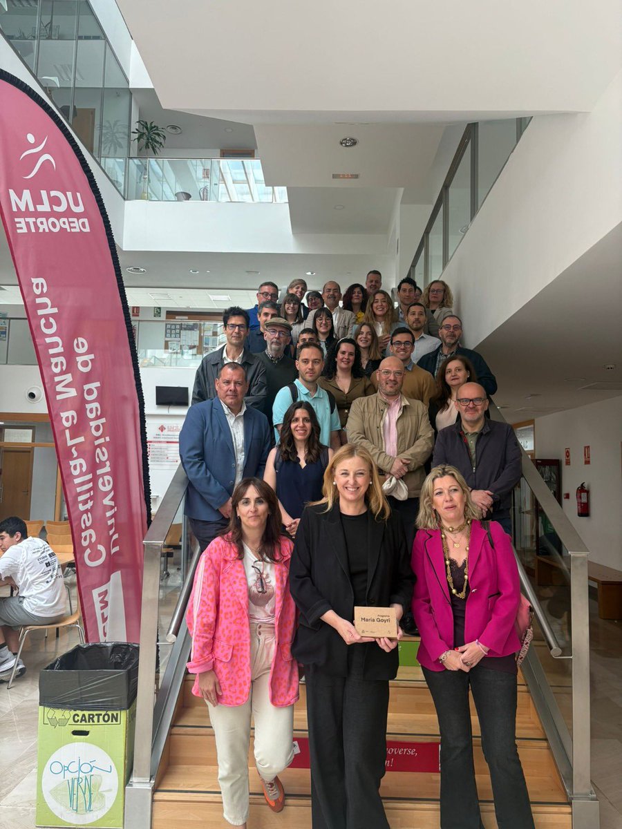 ftaadcee_ab's tweet photo. 🎓 Reconocimiento en el Programa María Goyri en el Campus de Albacete de la Universidad de Castilla-La Mancha y dos son de nuestra facultad 👩‍🎓 

Enhorabuena a Marcos Carchano y Ángela García Alaminos por su distinción https://t.co/kWQwWq8VPO