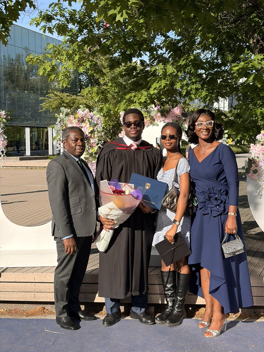 Hansonekomobong's tweet photo. What a Distinction from @UBC looks like.

Congratulations Boss @obiCSE 
Congratulations Dalu https://t.co/jztmfWUW9x