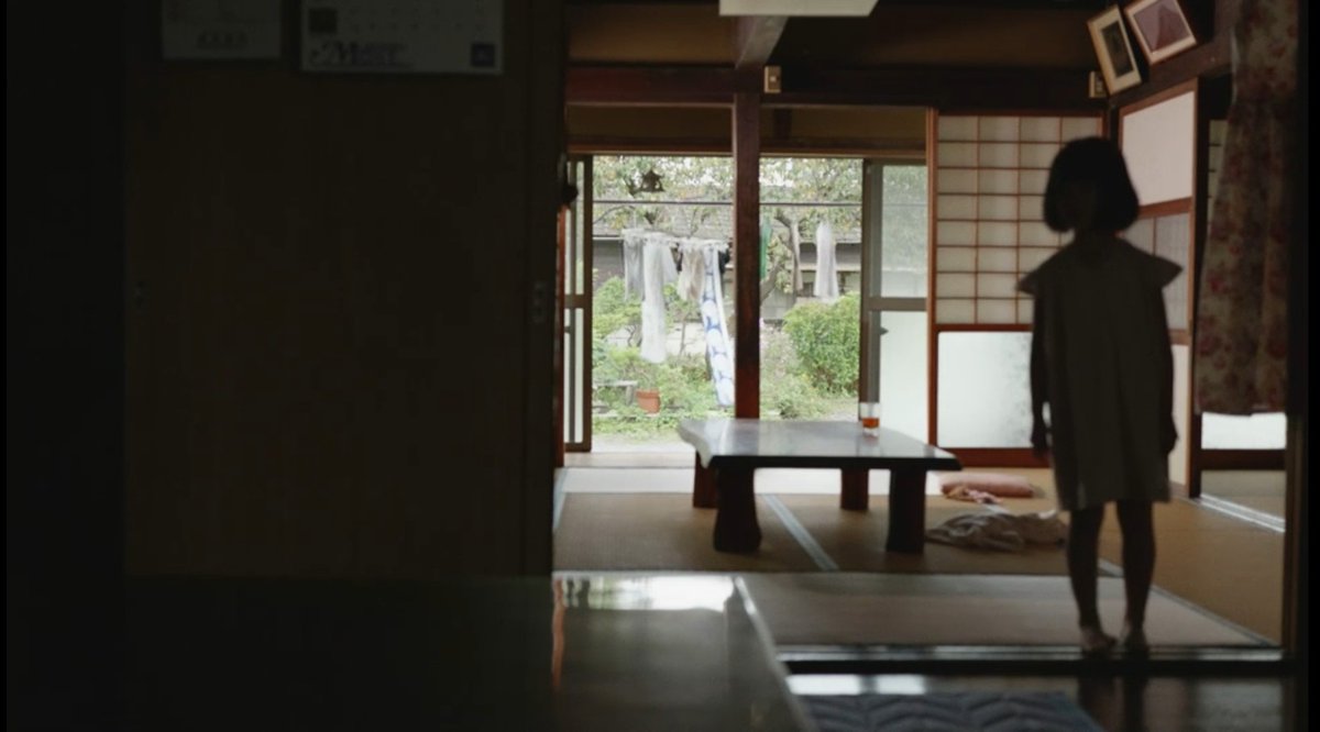 kichigaihakase's tweet photo. 「第3回日本ホラー映画大賞」受賞作品集がアマプラで見放題配信になっていました！これで大賞を受賞された『夏の午後、おるすばんをしているの』をはじめ、雰囲気も恐怖のベクトルも違う9つの短編ホラー映画を何度も何度も堪能できる...心底怖い作品ばかりなので、まだ未体験の方はこの機会にぜひ！ https://t.co/GMGSNgEDRG